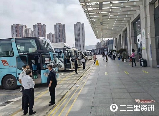 商洛市汽车客运站今天迎来国庆客流高峰这些事项一定要注意
