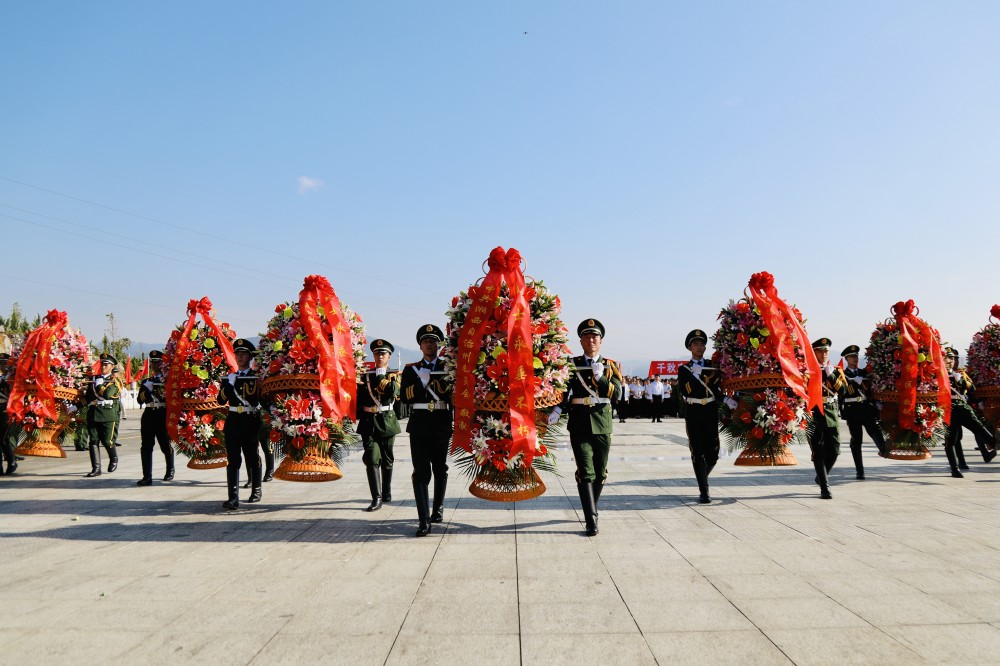 吉首烈士公园24烈士图片