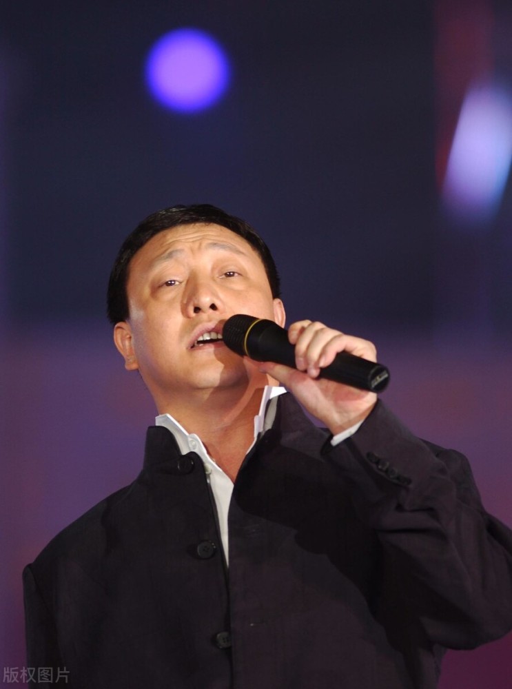 韩磊被举报后网友不淡定了:6年入账1.6亿,确实没看错?