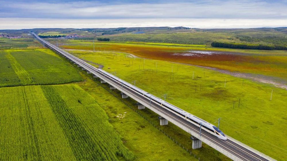 今起草原铁路实施新运行图