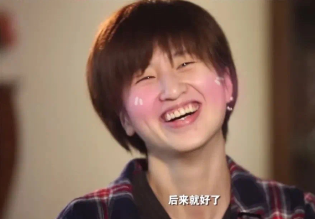 齁甜！许昕晒与爱妻姚彦恋爱12周年合照，19岁酒后壮胆第一次牵手姐姐_腾讯新闻