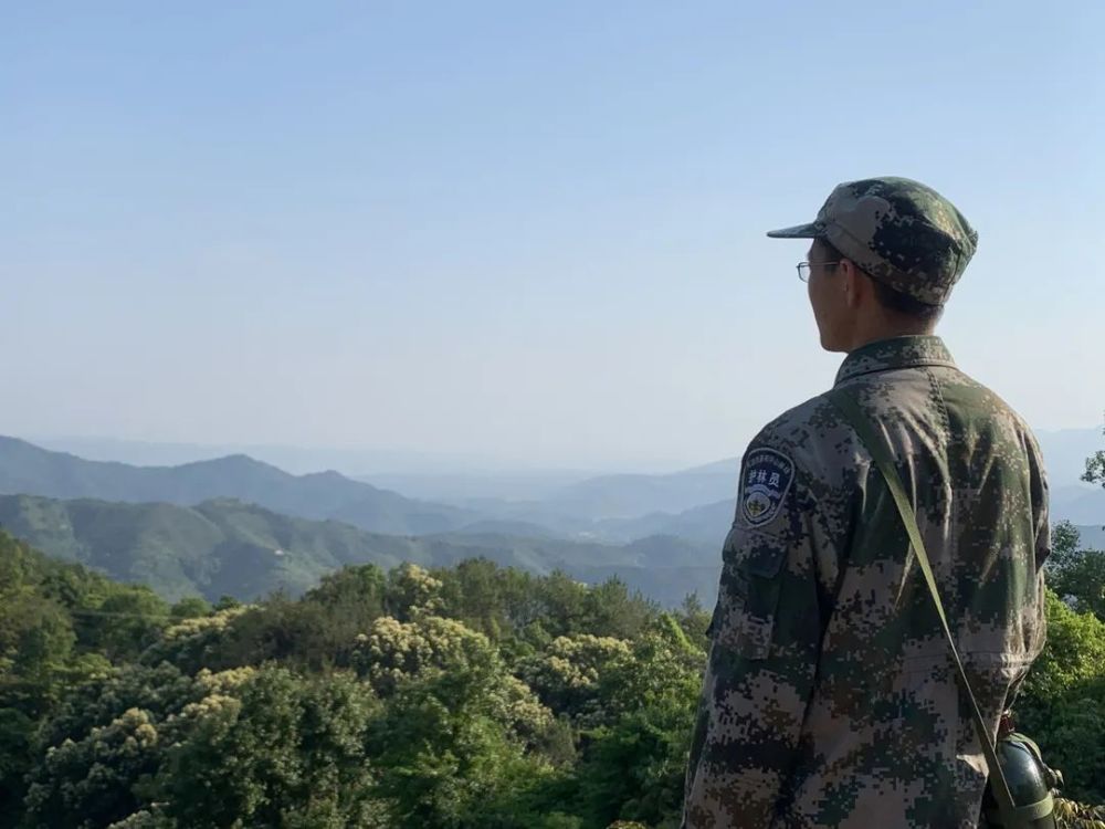 大學生護林員劉天嬌要去就去最偏遠的地方