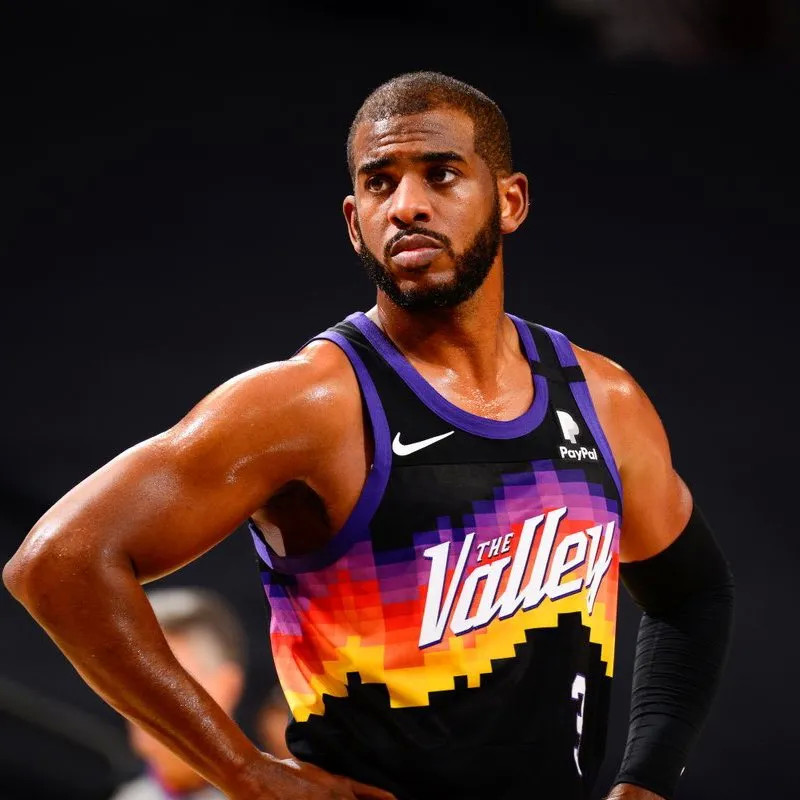 保罗 NBA晚报：保罗应入选75大球星，德罗赞出任四号位；小卡乔治造访公羊队