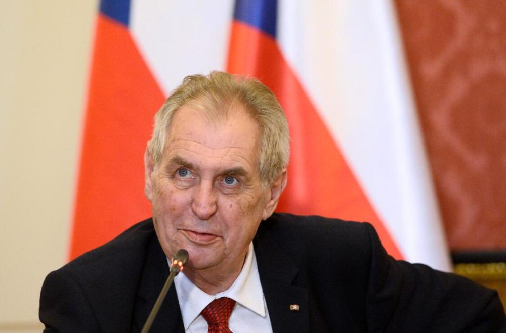 当地时间9月27日,据捷克ceska televize电视台报道,捷总统泽曼就境内