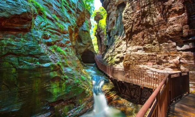 见个面吧,在龙潭峡的秋天