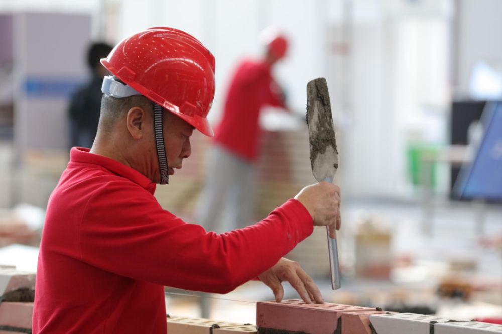 当你身边的泥工师傅tony老师电工小吴去了全国赛场