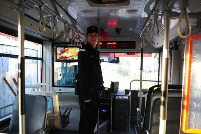 cba运动员谢志明退役后,选择当保安,为何他的选择受到人们赞扬