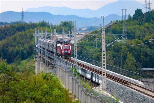 通车啦宁化清流结束不通铁路的历史