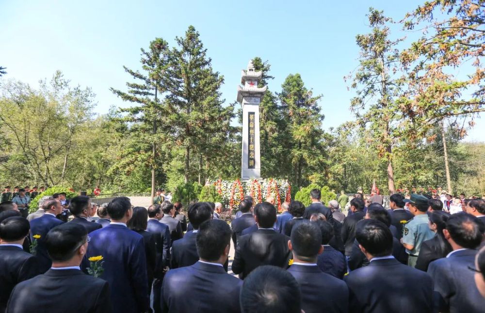 毕节革命烈士图片