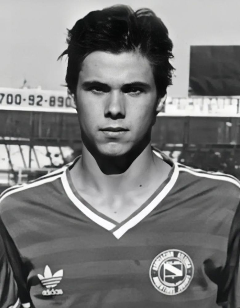 足球记忆两度拒绝世界杯一身傲骨的皇马王子雷东多