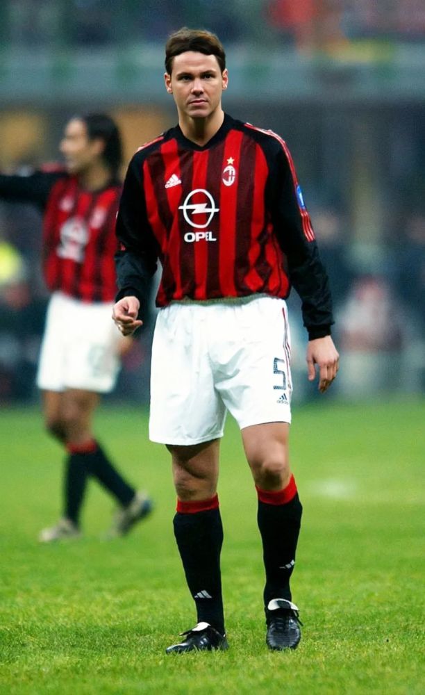 足球记忆两度拒绝世界杯一身傲骨的皇马王子雷东多