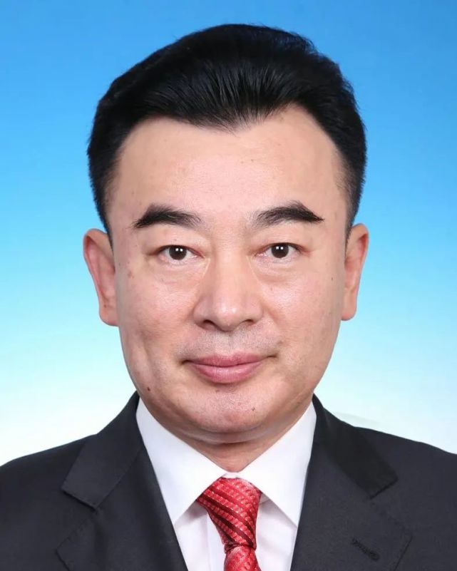 北京市委市政府决定:张尧任中国戏曲学院党委常委,副院长