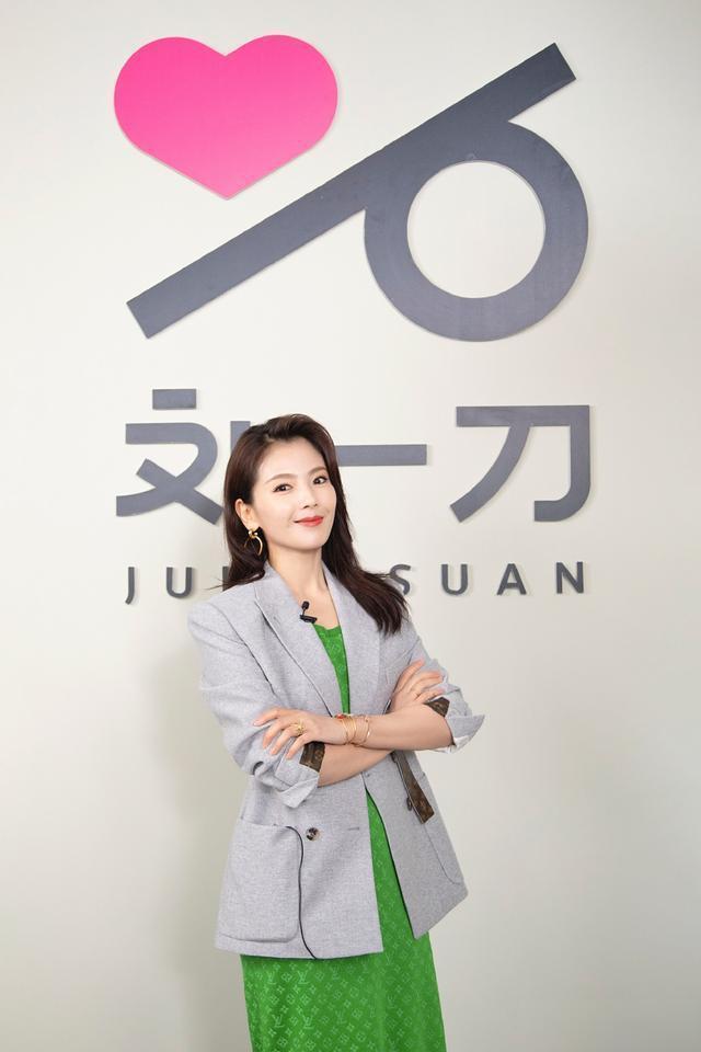 XYG攪亂KPL格局！張大仙也解鎖2項(xiàng)記錄，老粉：時(shí)光不負(fù)追夢(mèng)人少兒英孚英語(yǔ)收費(fèi)標(biāo)準(zhǔn)