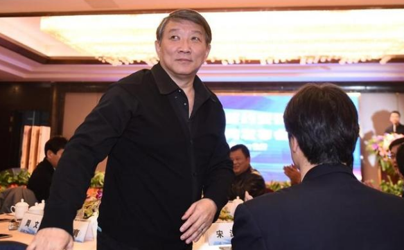 丁彦雨航 男篮功勋教头在CBA出山！曾率队进奥运八强 为丁彦雨航赵继伟伯乐
