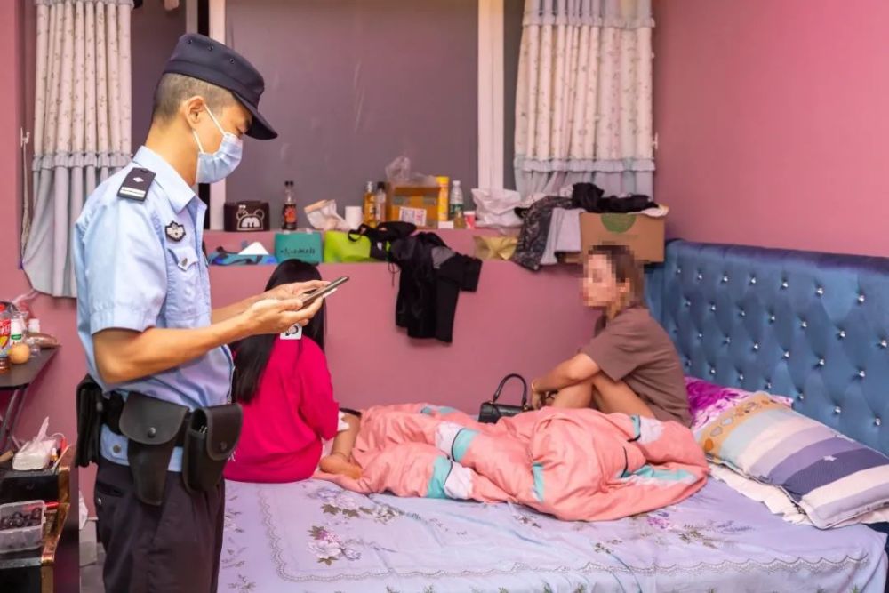 快来跟着仙桃公安督察看治安清查