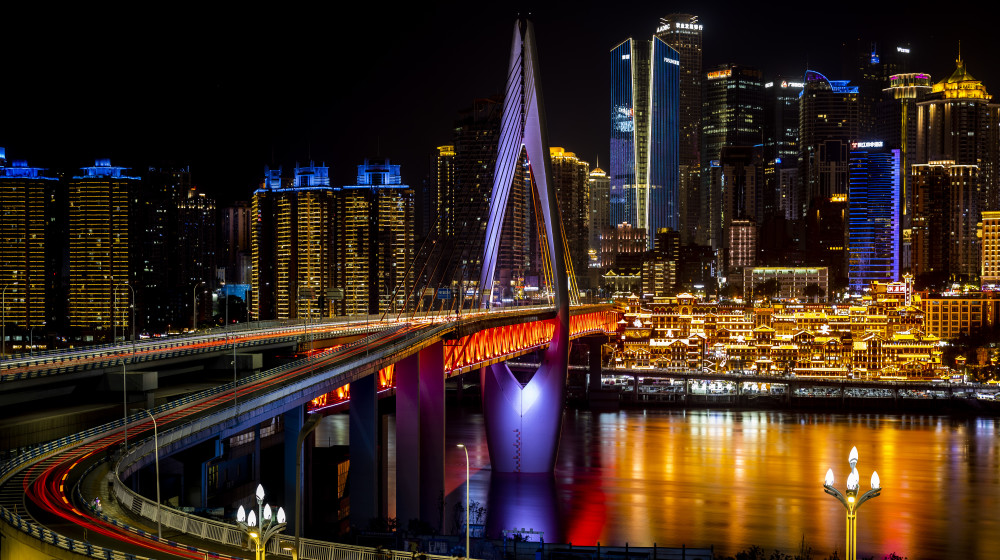 美丽中国重庆实施城市更新塑造山水相依的魅力之城