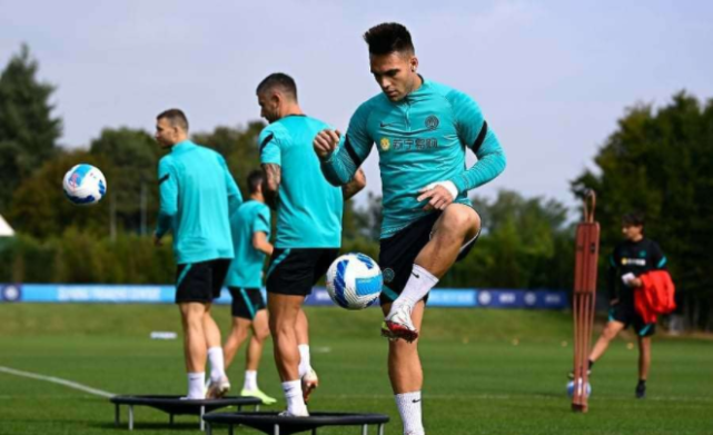 传控足球vs防守反击第7轮国米客战萨索洛蓝黑军团能否获胜