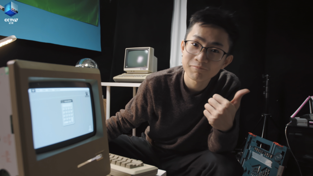 对,全网热搜的何同学被我们拍了_腾讯新闻