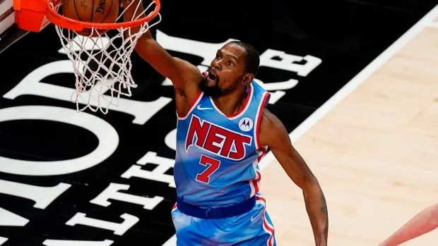 杜兰特 NBA晚报：詹姆斯赞训练营有活力，恩比德培养新控卫，欧文只需一针疫苗