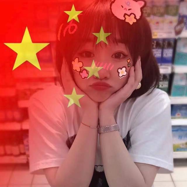 渐变国旗头像走俏微信界看这些美女被红旗映照分外妖娆