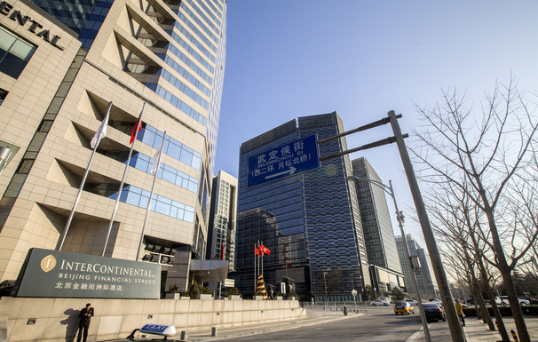 妇儿医疗资产组合; 电建地产与南国置业终止了重组计划; 上海保利广场