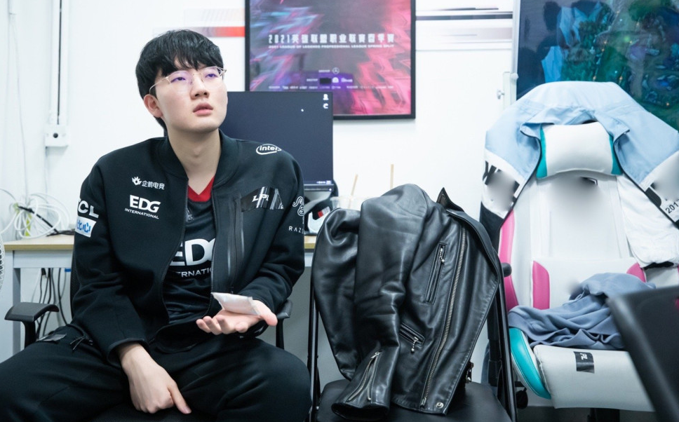 gala世界第二?viper领跑榜单,韩媒公布s11前十adc排名