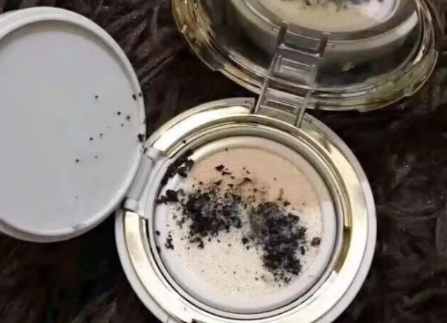 烟灰缸里为什么不能倒水老烟民才会懂的道理