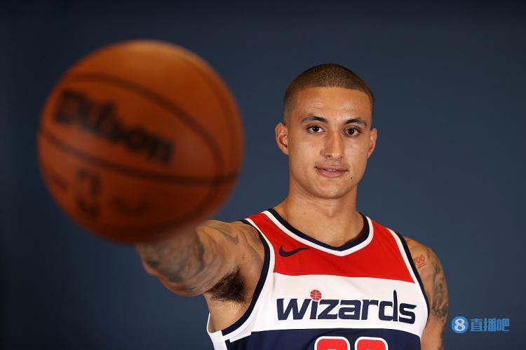 麦当劳 库兹马谈NBA第一桶金：雇了个私人厨师 想吃点好的
