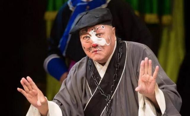 娄阿鼠是昆曲代表性作品《十五贯》中的角色,此剧原为清代朱素臣所著