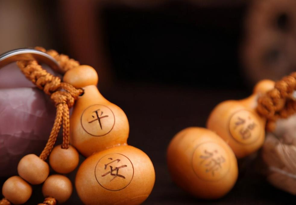 家里挂葫芦是越挂越糊涂还是越挂越会富