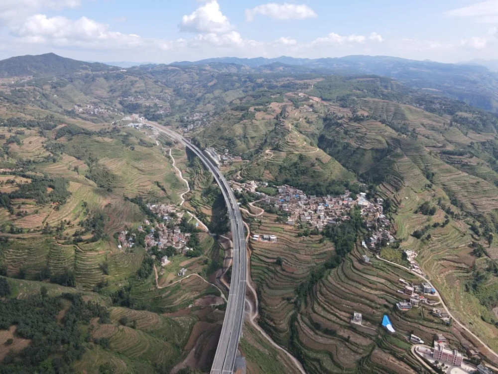 云南杨宣高速公路正式通车!为滇东北地区乡村振兴打通黄金通道