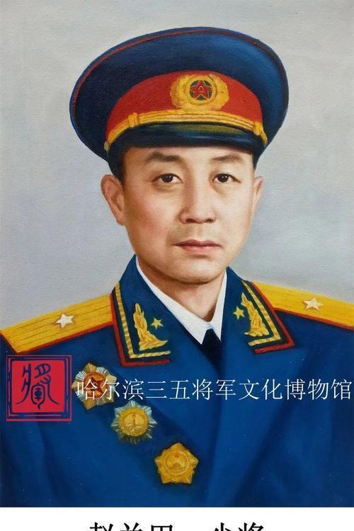 空15军军长赵兰田在饭店遭歹徒让其腾位,将军说:你有这个本事吗