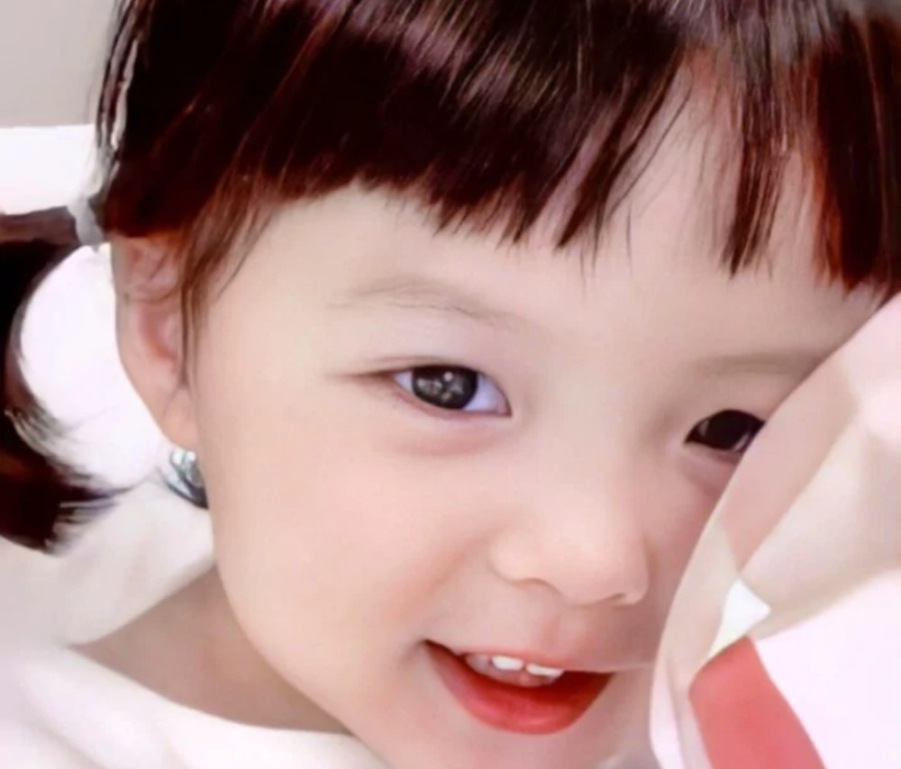 丸子妹头像这么可爱的丸子上幼儿园也会哭呢