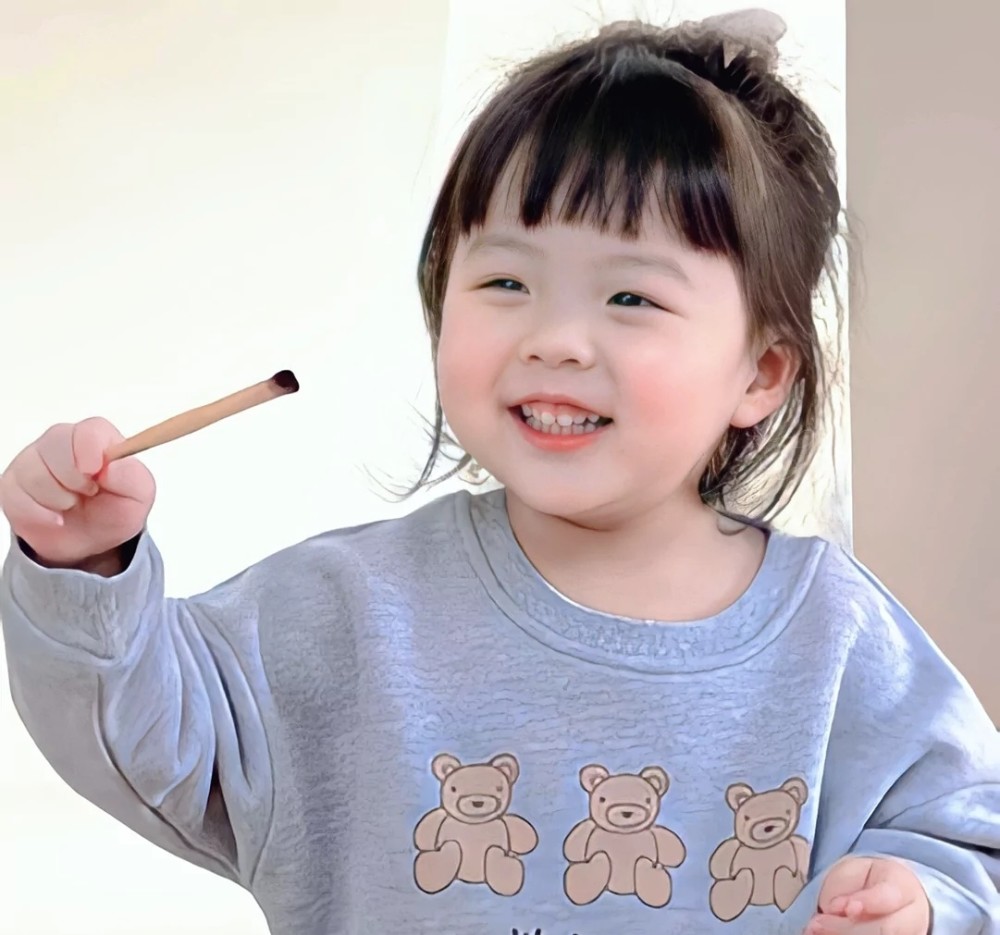 丸子妹头像这么可爱的丸子上幼儿园也会哭呢