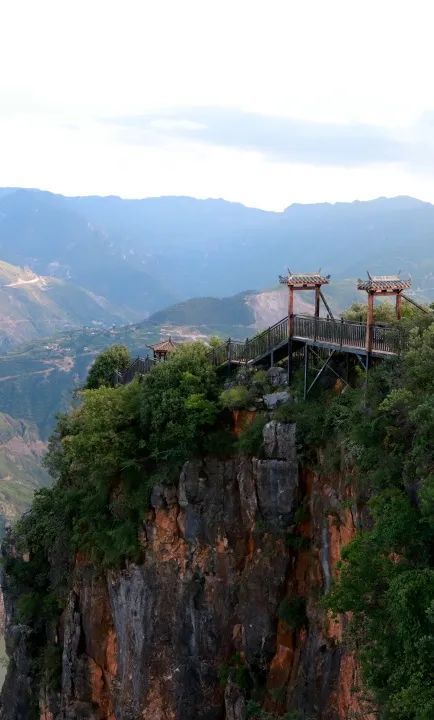 秋色正浓老君峰