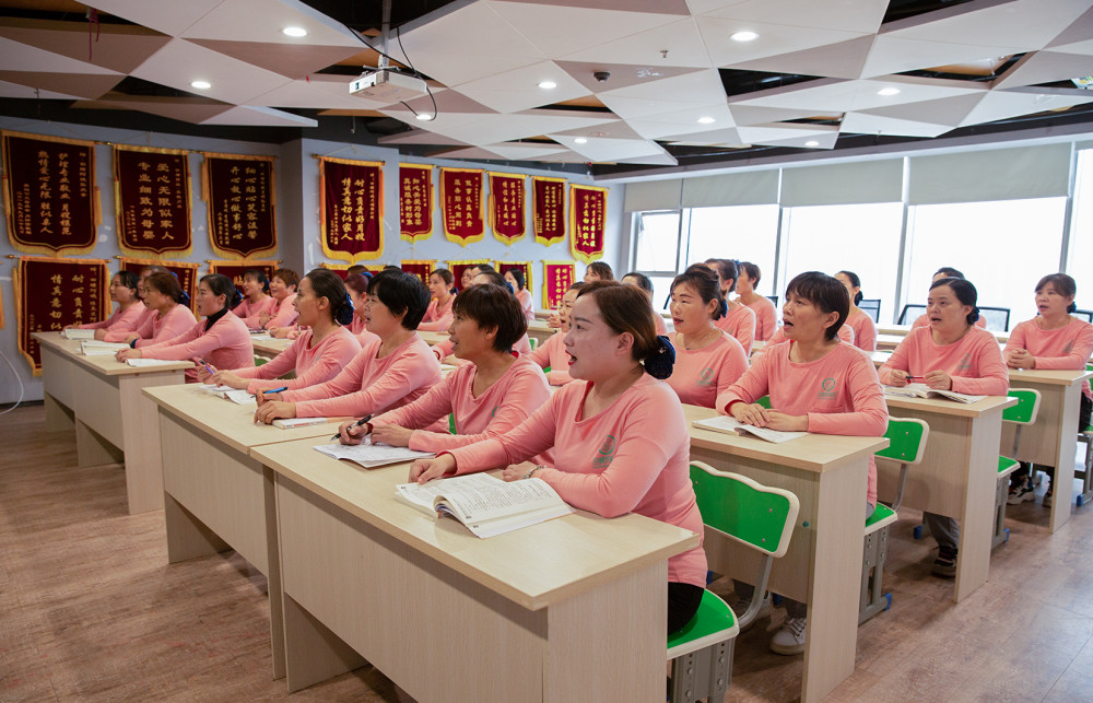 看清这3点月嫂培训不踩坑学月嫂必看