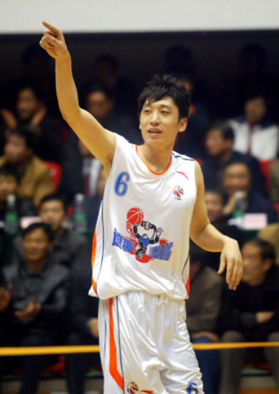 除了刘金雨等几人外,之前龙狮还挖走了不少辽宁的苗子,"刘金雨,邹金澎