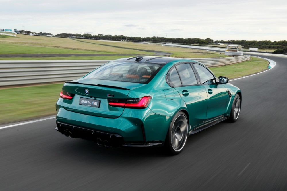 2021款宝马m3竞赛版:传奇运动型家轿的酷冷时刻_腾讯新闻