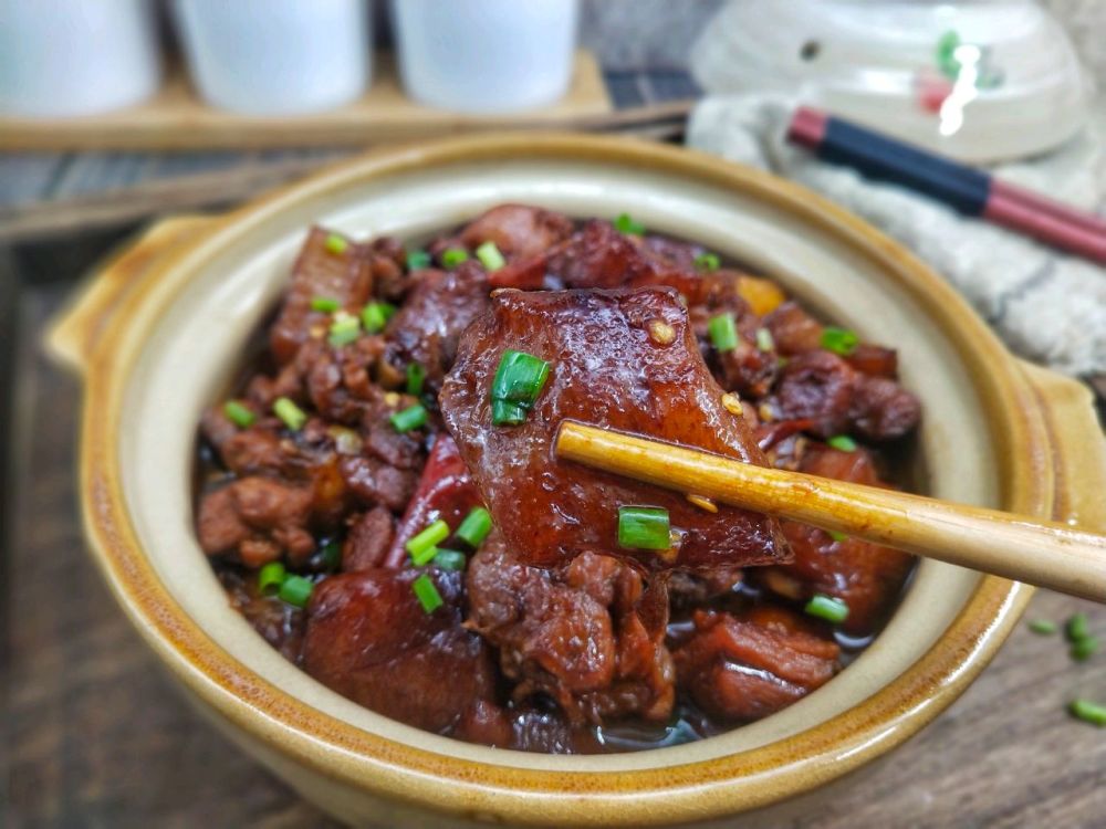 豆腐的醇香可以中和鴨肉的肥膩,讓人吃完還想吃.