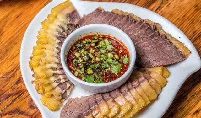 云南最著名的十二道菜图片