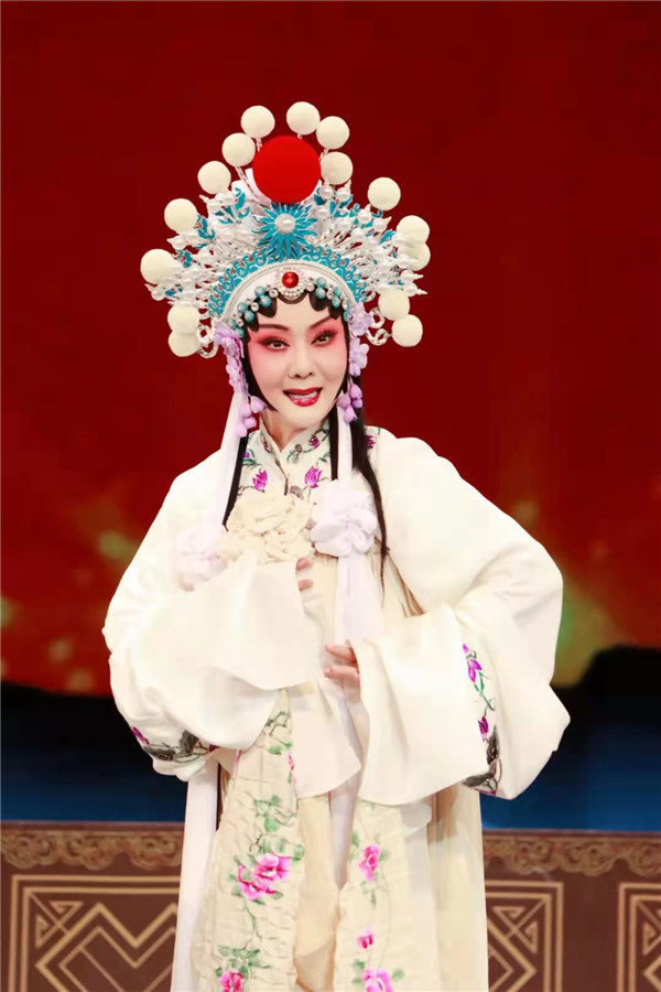 普及滇剧知识 传承戏曲文化 《滇韵流芳》系列访谈节目开播_腾讯新闻