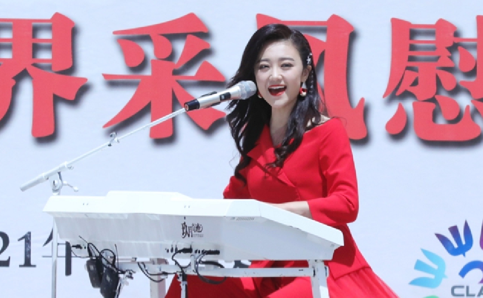 玖月奇迹官宣离婚1周年,王小海一年未更新微博,王小玮事业红火