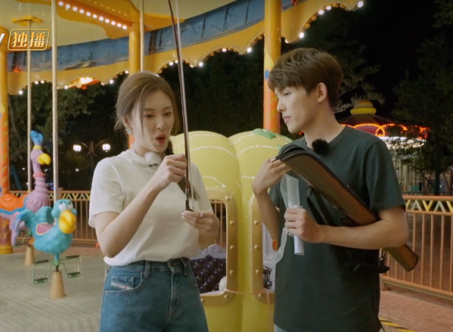 张雨绮终于找对了人!李柄熹花一年收入,为女友制造惊喜