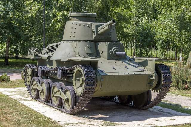 二战日军装甲车图片