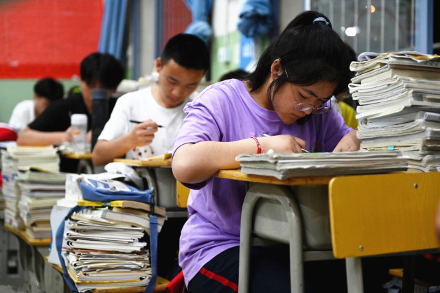 高三第一轮复习大量做试卷可以吗做好3点才能更好提高成绩