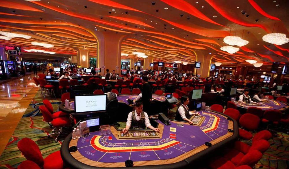 澳门14k大佬摩顶平与崩牙驹血战街头晚年双方释怀