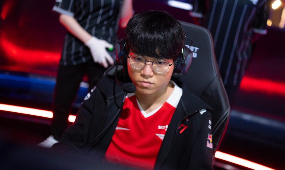 T1再战EDG，Cuzz训练效果超预期，李哥再放烟雾弹_腾讯新闻