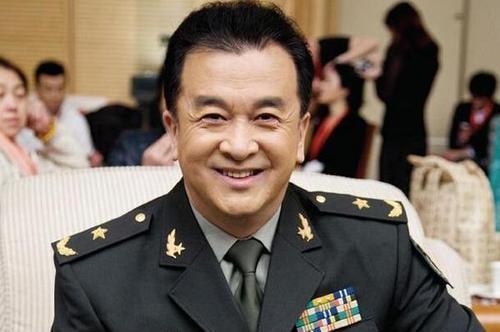 上午撤职下午就被带走曾经的八一制片厂厂长黄宏如今过得怎样