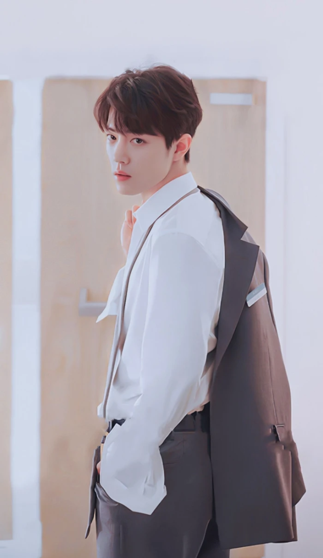 肖战无水印壁纸分享