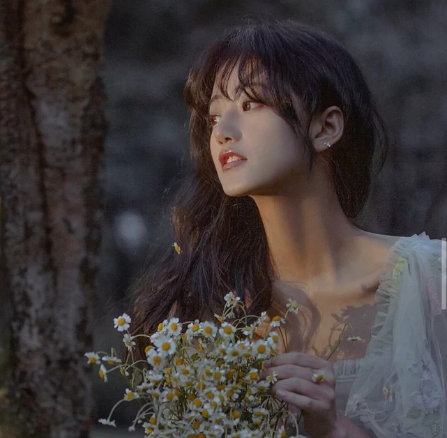 ins风来了我该走了女生头像